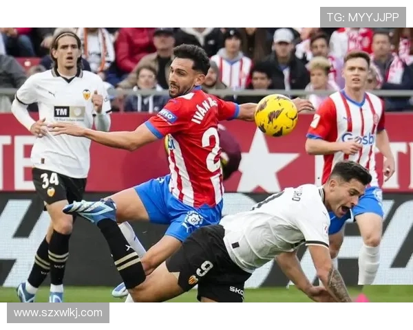 詹俊点评国米半场表现：中前场缺乏逼抢 大巴黎展现强大统治力